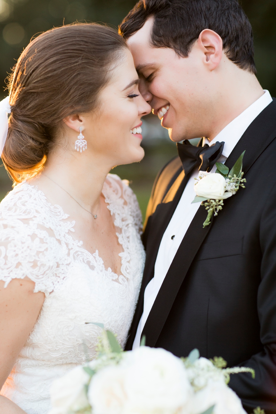 An Elegant Blush Pensacola Wedding via TheELD.com