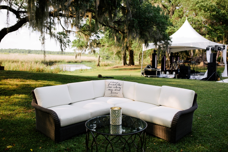 Whimsical & Romantic South Carolina Wedding via TheELD.com