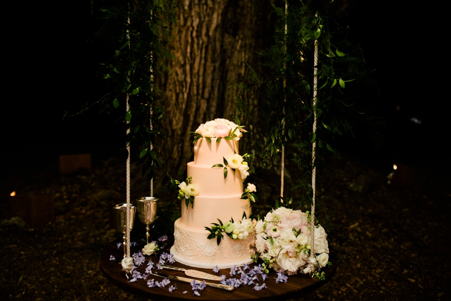 Whimsical & Romantic South Carolina Wedding via TheELD.com