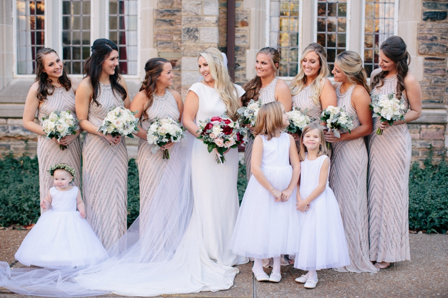 A Timeless Red & White Nashville Wedding via TheELD.com