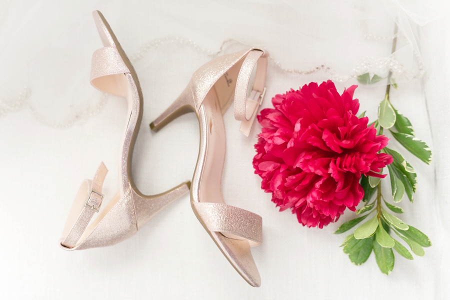 A Colorful & Chic Central Florida Wedding via TheELD.com