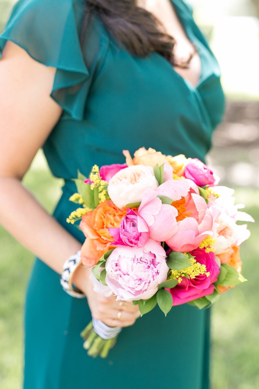 A Colorful & Chic Central Florida Wedding via TheELD.com