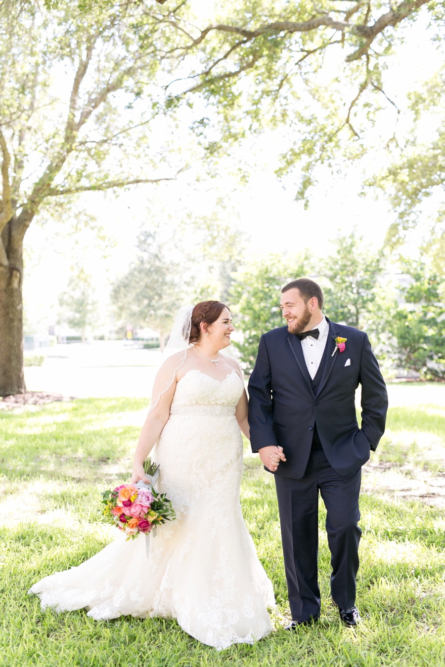 A Colorful & Chic Central Florida Wedding via TheELD.com