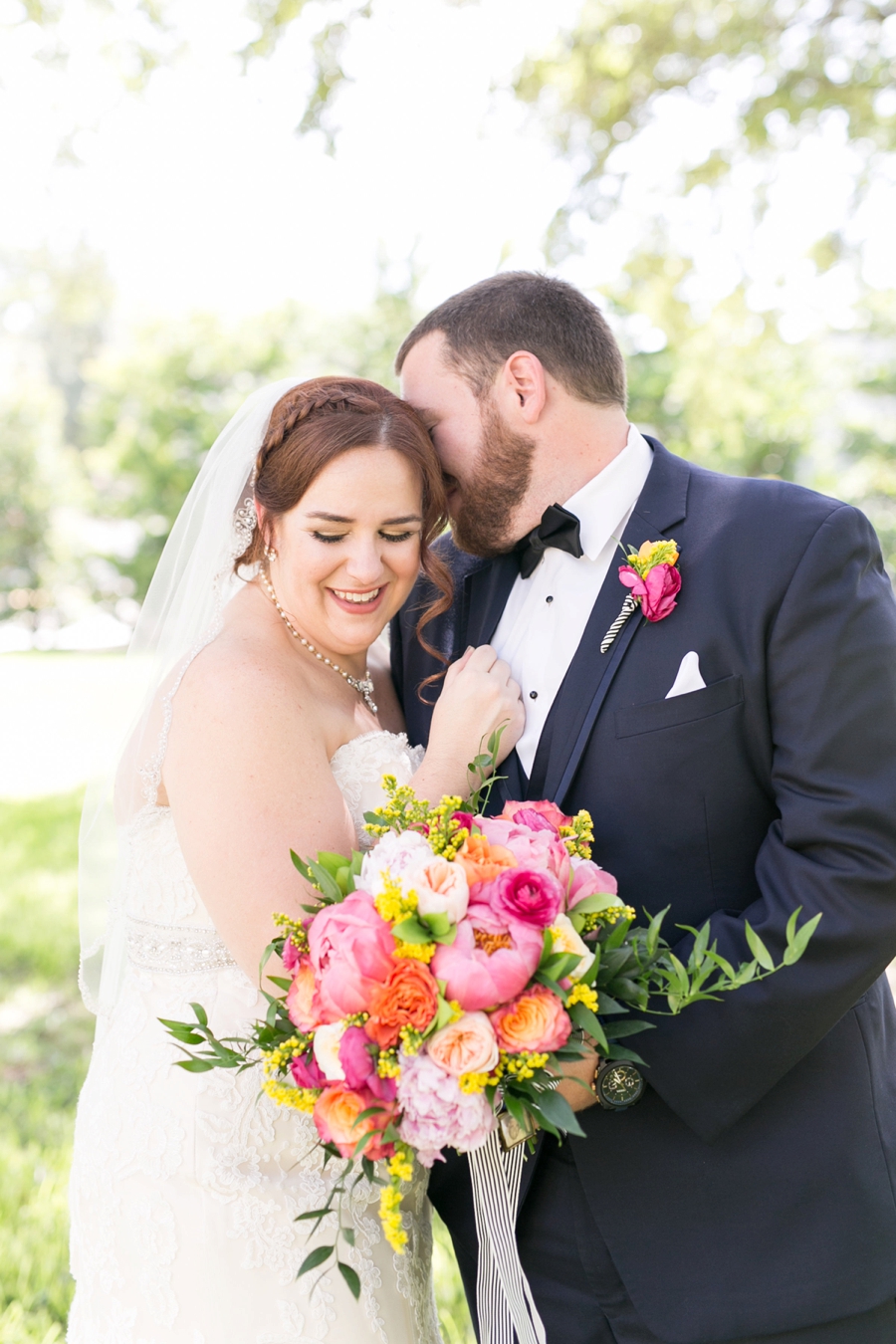 A Colorful & Chic Central Florida Wedding via TheELD.com