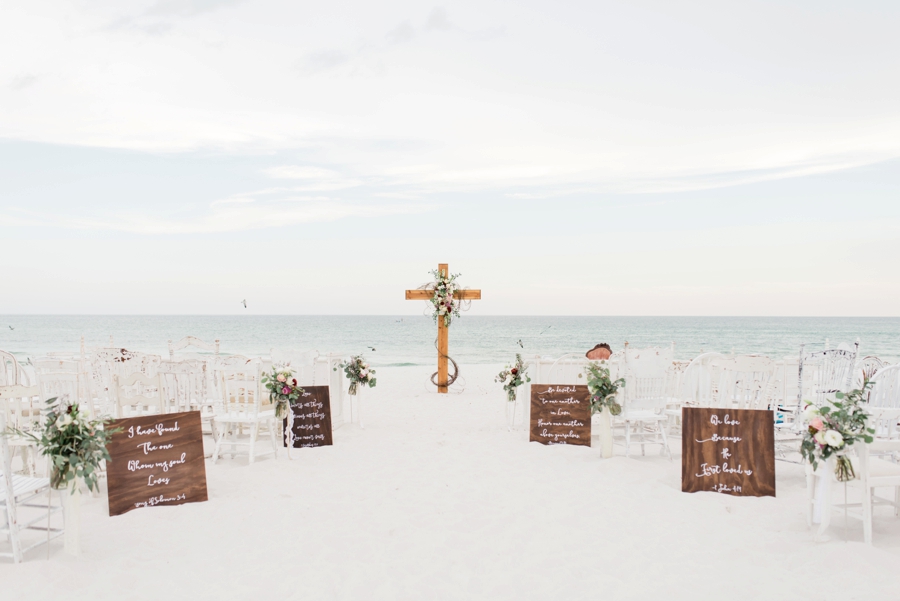 Vintage Boho Inspired Pensacola Wedding via TheELD.com