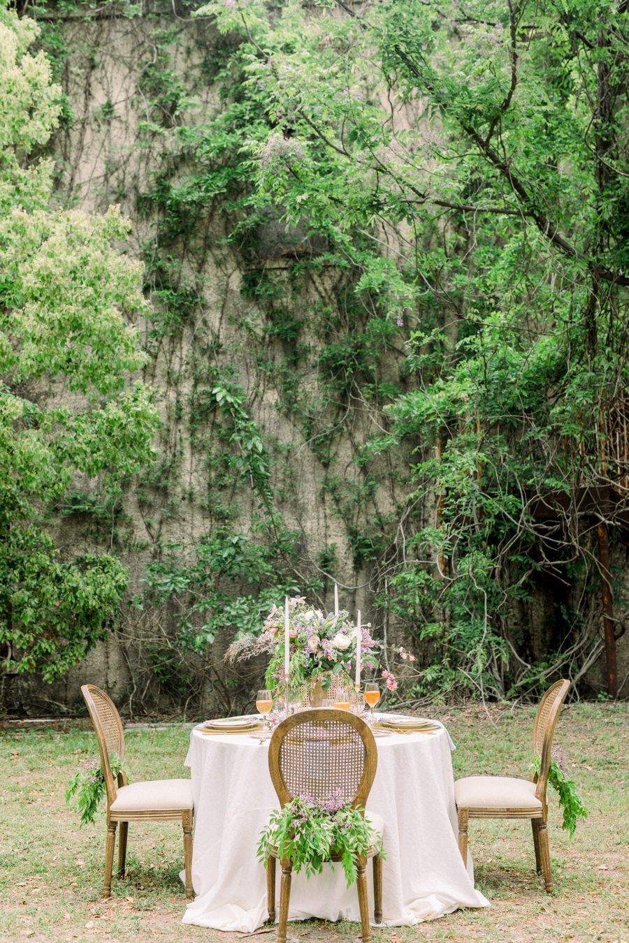 Organic Wedding Inspiration in Lavender and Blue via TheELD.com