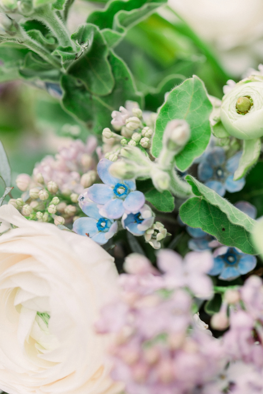 Organic Wedding Inspiration in Lavender and Blue via TheELD.com