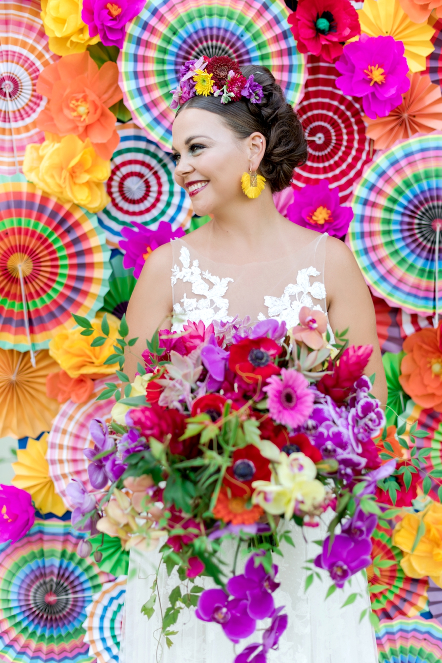 Colorful Wedding Ideas Inspired By Mexico via TheELD.com