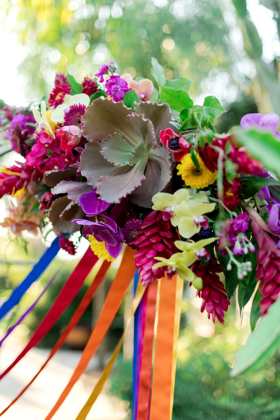 Colorful Wedding Ideas Inspired By Mexico via TheELD.com