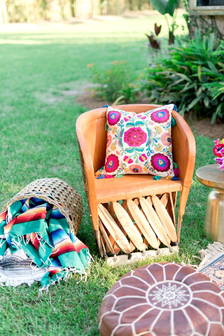 Colorful Wedding Ideas Inspired By Mexico via TheELD.com