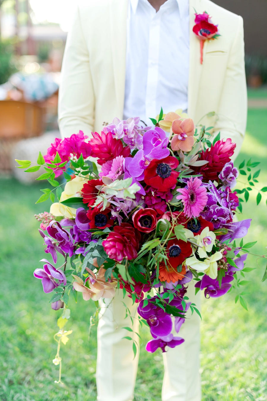 Colorful Wedding Ideas Inspired By Mexico via TheELD.com