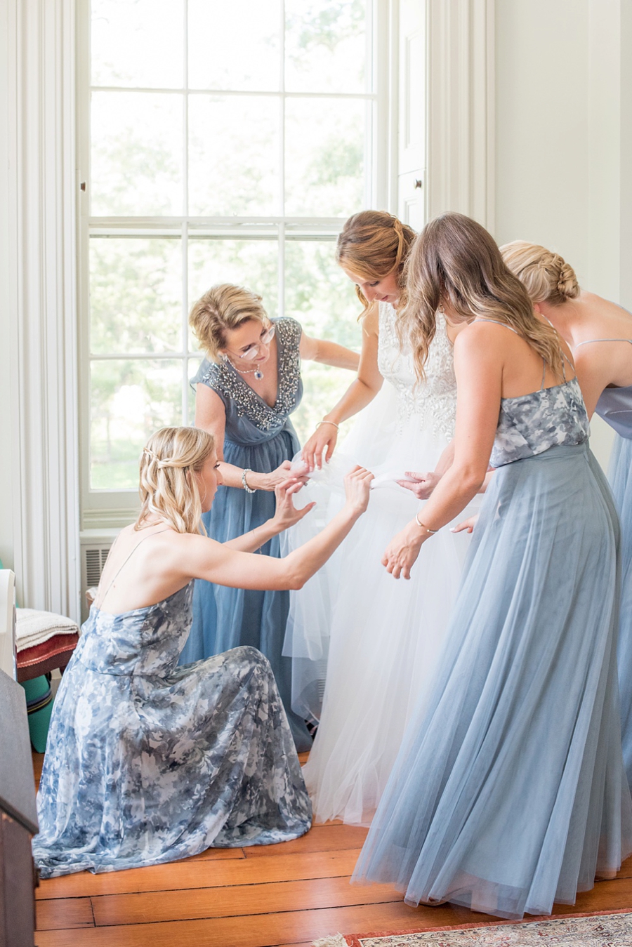 Colorful & Elegant Hudson Valley Wedding via TheELD.com