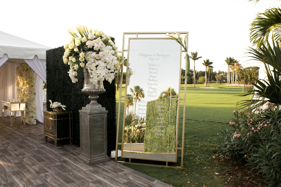 An Elegant & Luxe White Beach Wedding via TheELD.com