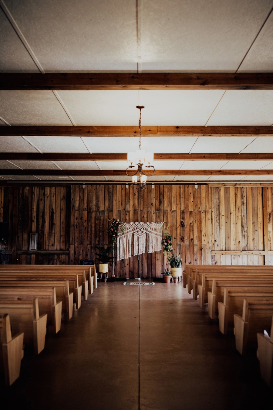 A Charming Boho Cleveland Wedding via TheELD.com