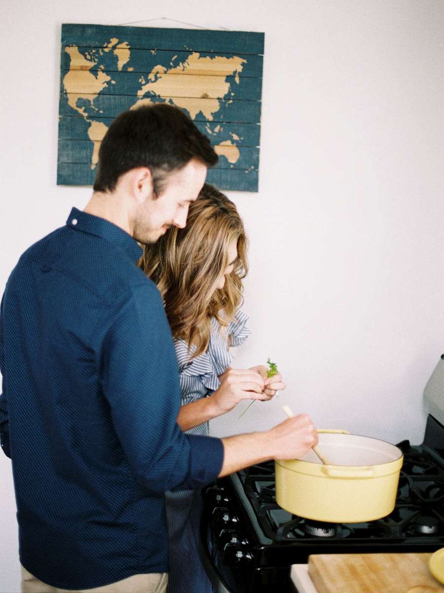 Mussels & Amaretto Sours: An At Home Lifestyle Session via TheELD.com