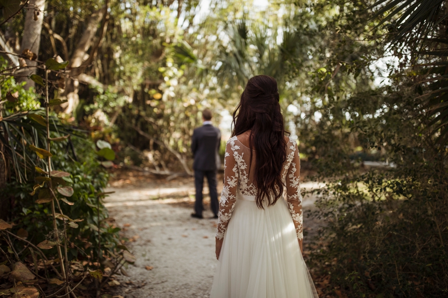 A Romantic Waterside Sarasota Wedding via TheELD.com