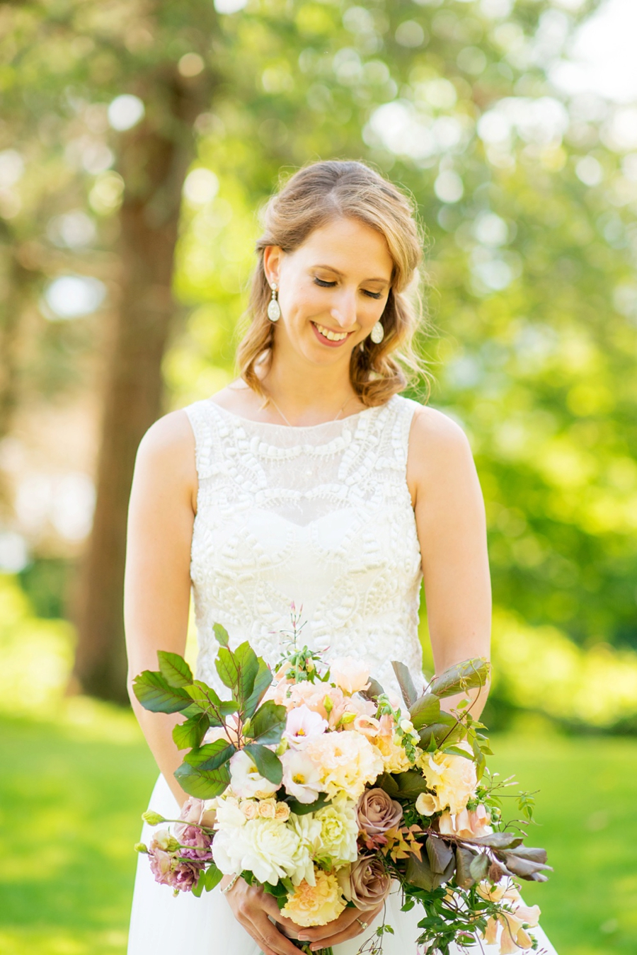 Colorful & Elegant Hudson Valley Wedding via TheELD.com