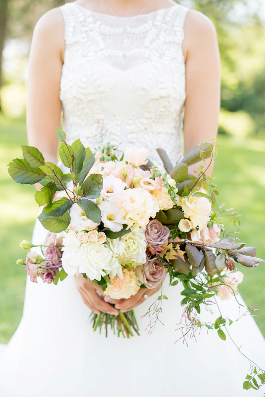 Colorful & Elegant Hudson Valley Wedding via TheELD.com