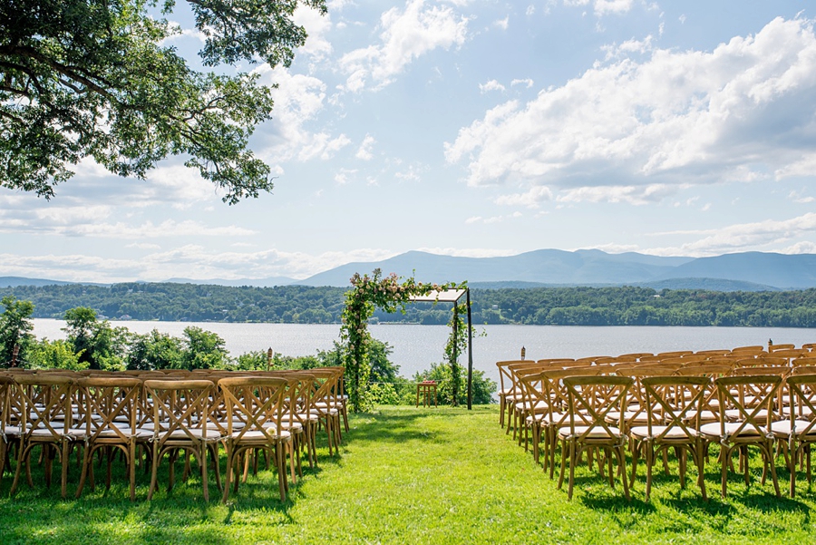 Colorful & Elegant Hudson Valley Wedding via TheELD.com