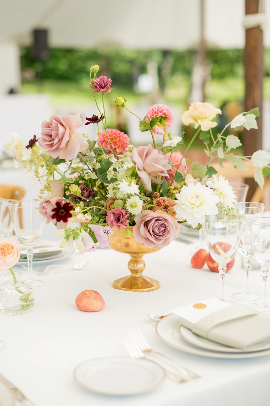 Colorful & Elegant Hudson Valley Wedding via TheELD.com