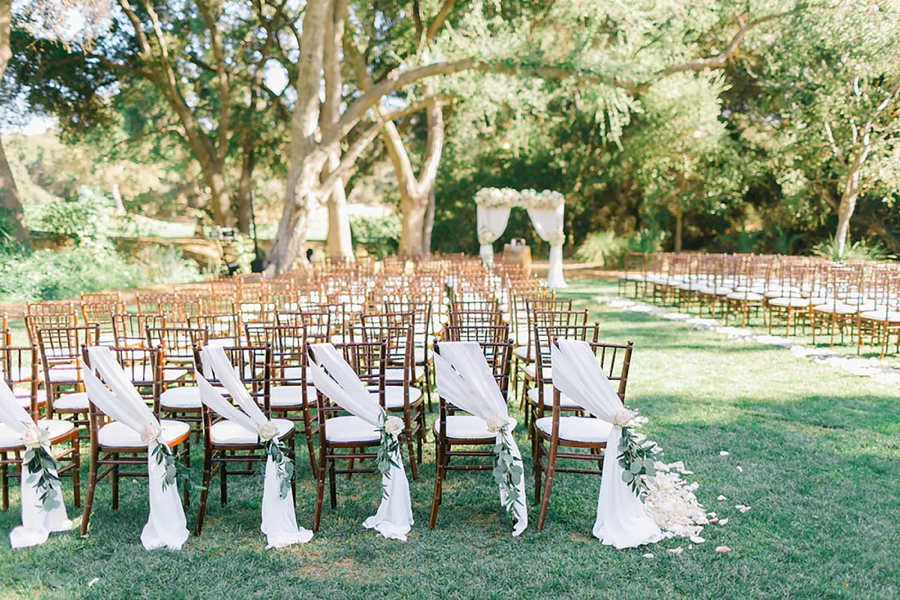 A Romantic Soft Blue Temecula Wedding via TheELD.com