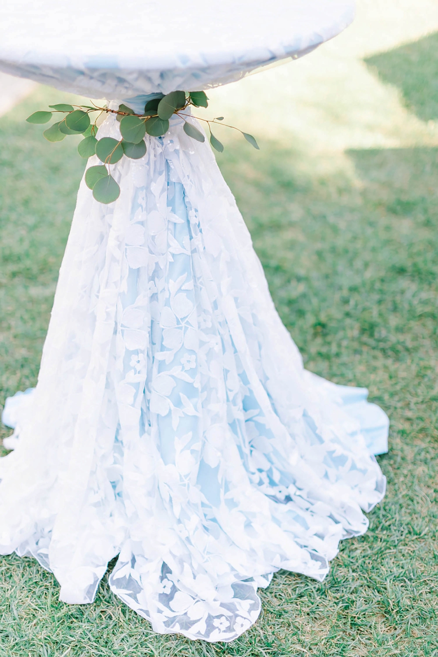 A Romantic Soft Blue Temecula Wedding via TheELD.com