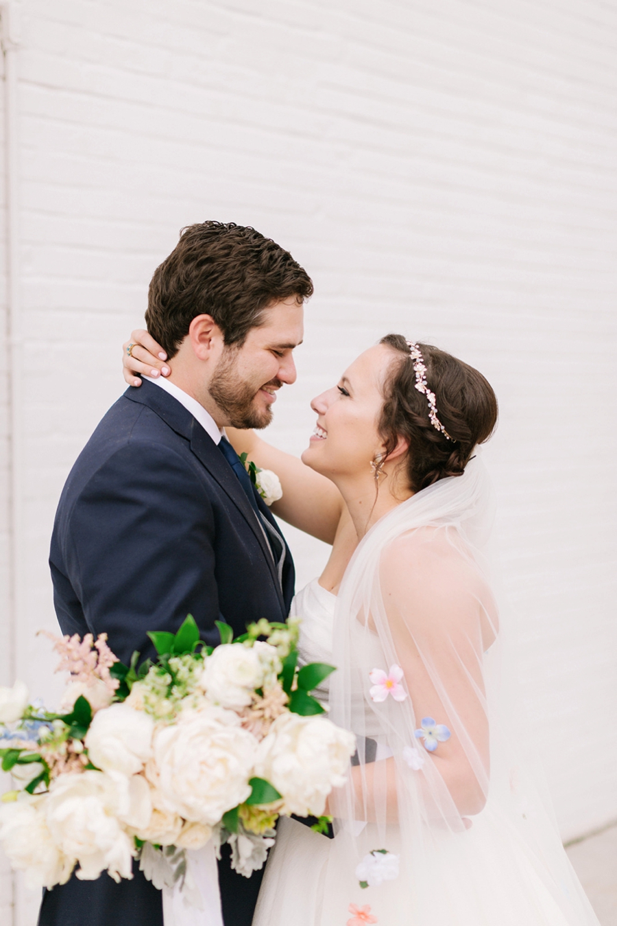 A Southern Garden Inspired Wedding In Central Florida via TheELD.com