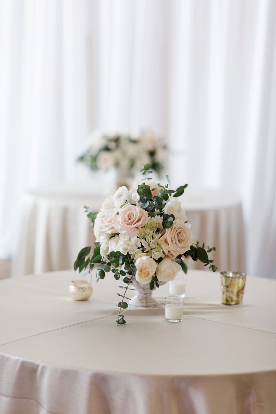 An Elegant Jacksonville Wedding via TheELD.com