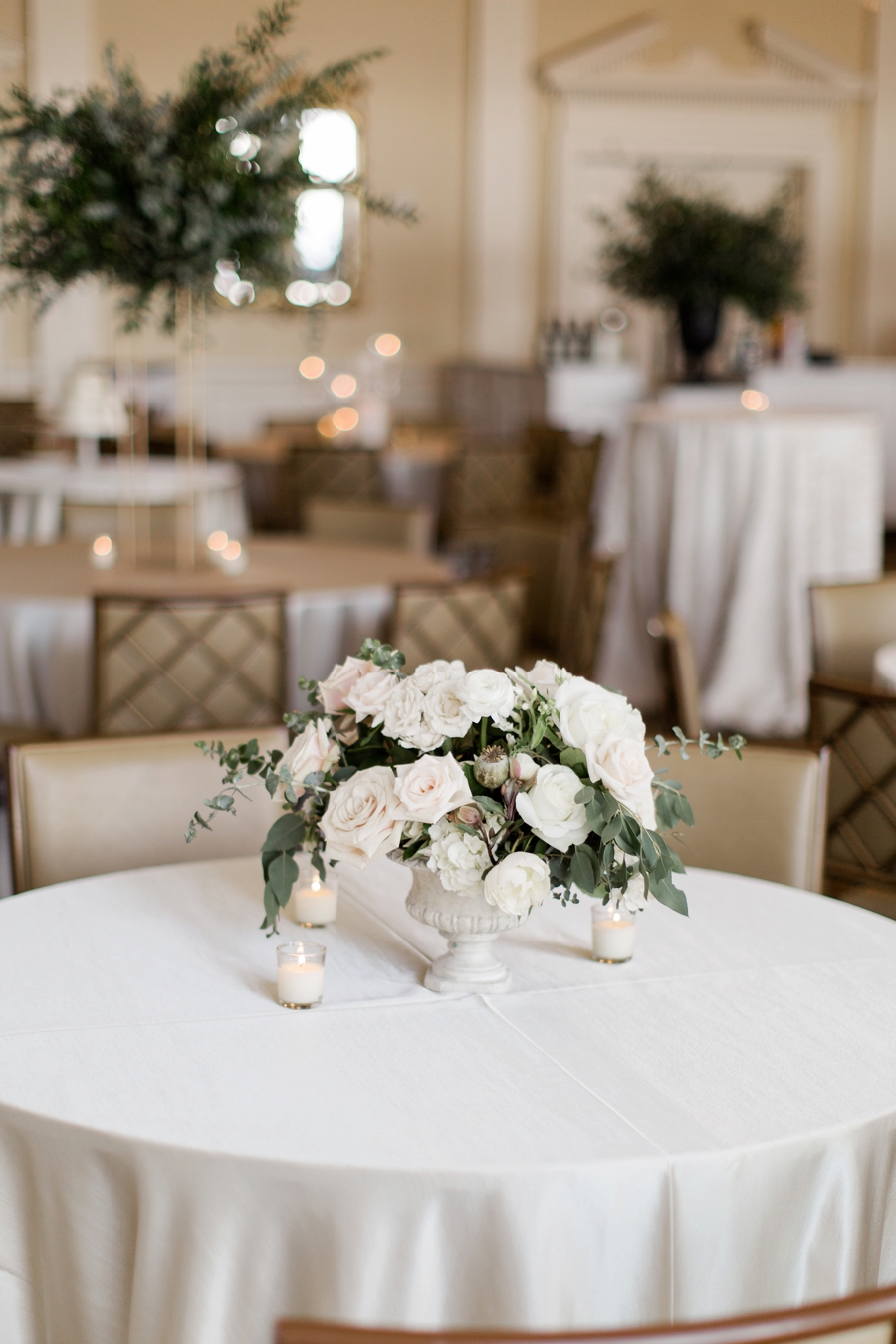 An Elegant Jacksonville Wedding via TheELD.com