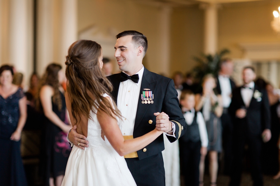 An Elegant Jacksonville Wedding via TheELD.com