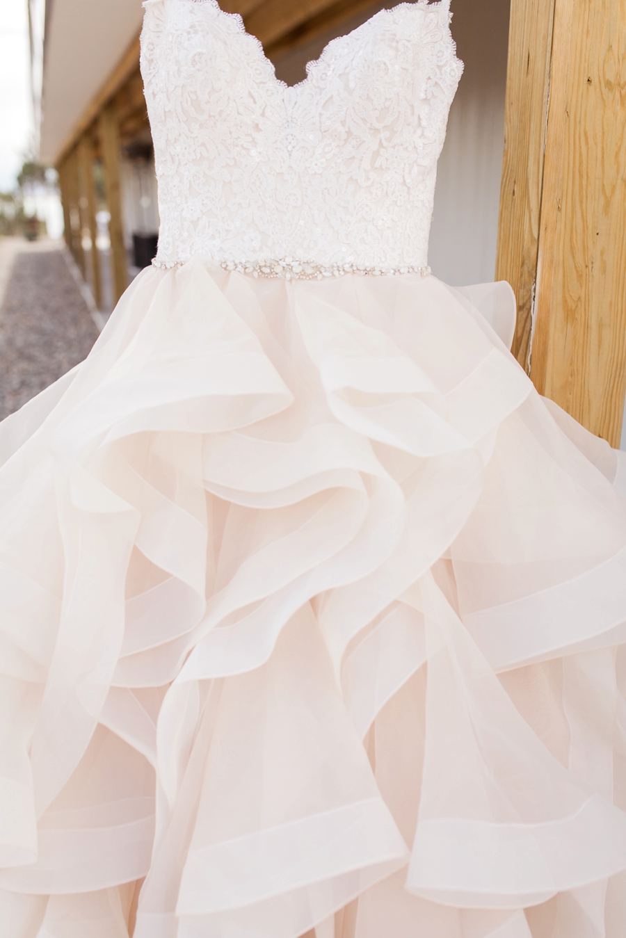 Blush & Peach Colorado Ranch Wedding via TheELD.com