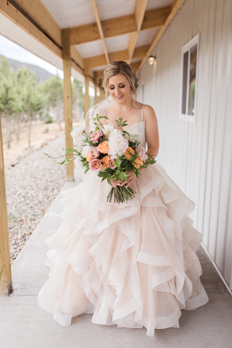 Blush & Peach Colorado Ranch Wedding via TheELD.com