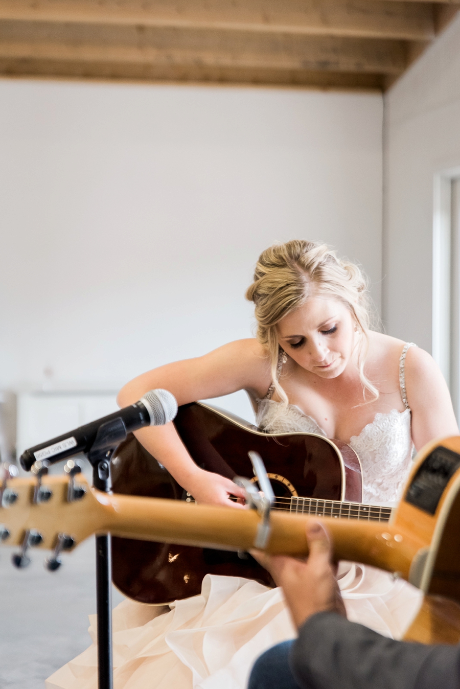 Blush & Peach Colorado Ranch Wedding via TheELD.com