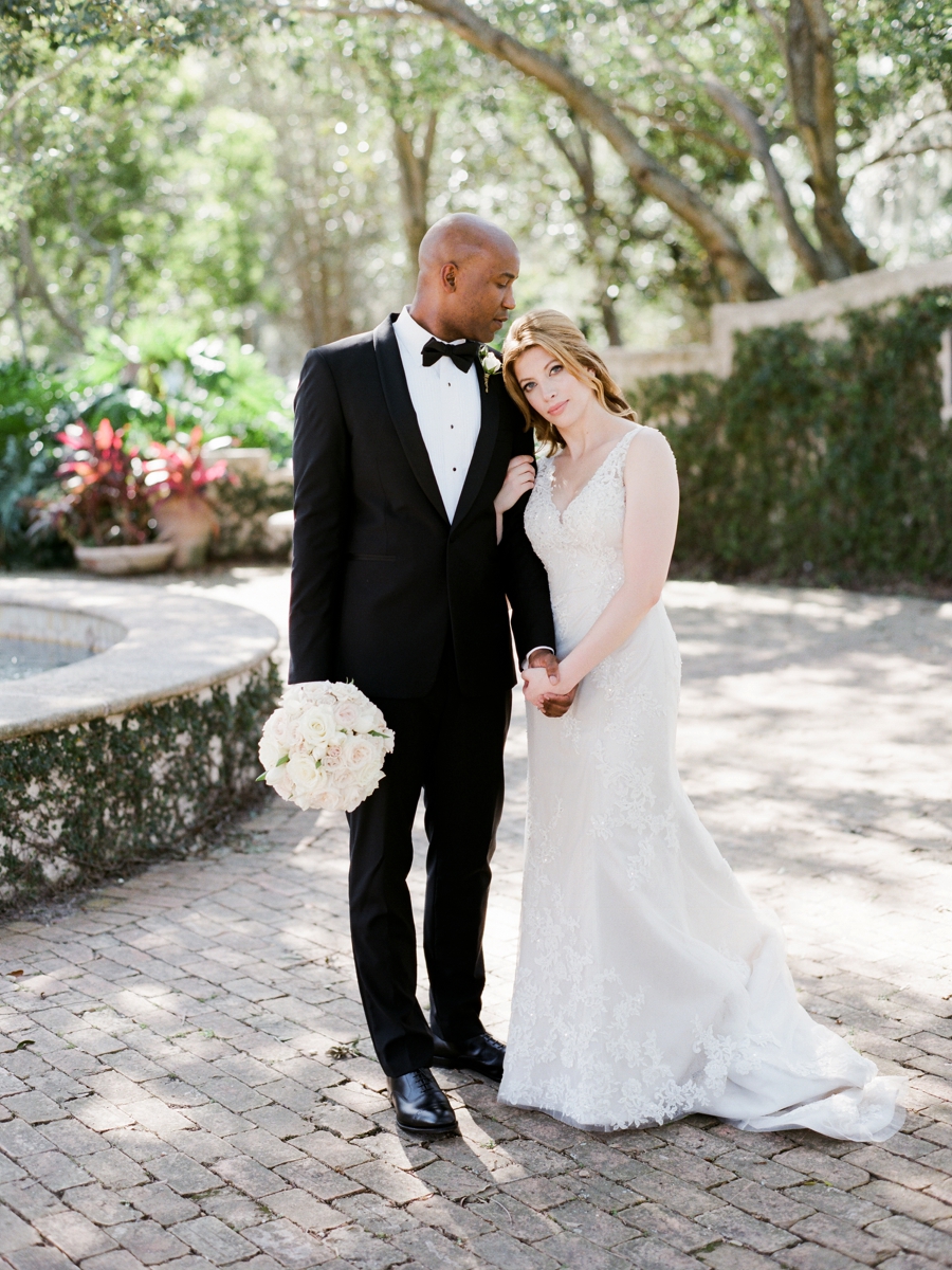 Romantic Pink & White Florida Wedding via TheELD.com