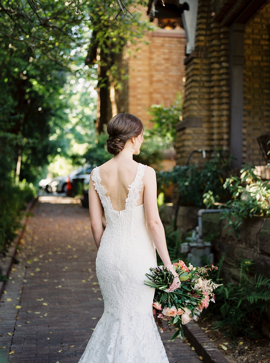 A Classic & Romantic Birmingham Wedding via TheELD.com