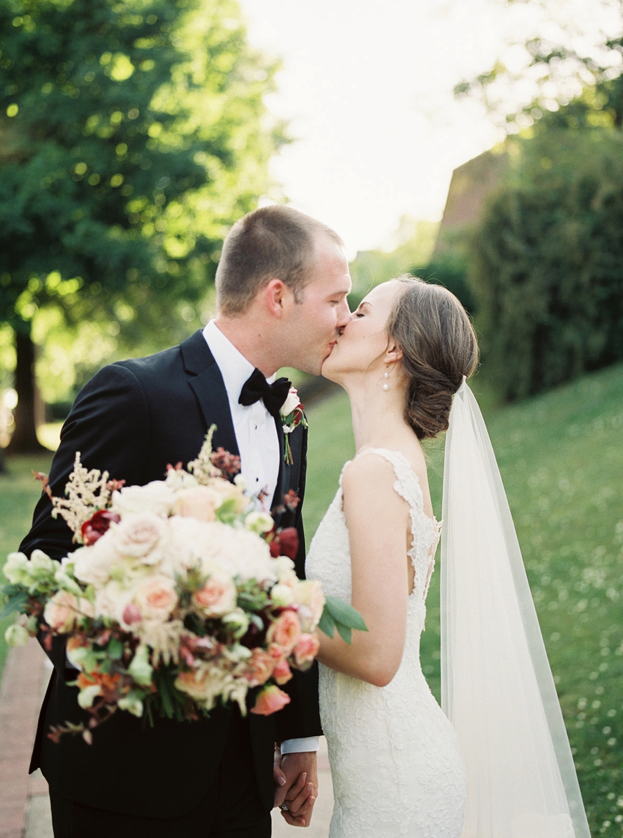 A Classic & Romantic Birmingham Wedding via TheELD.com