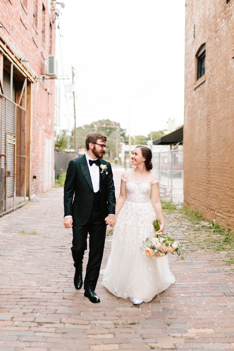 A Romantic Blush & Blue Tampa Wedding via TheELD.com