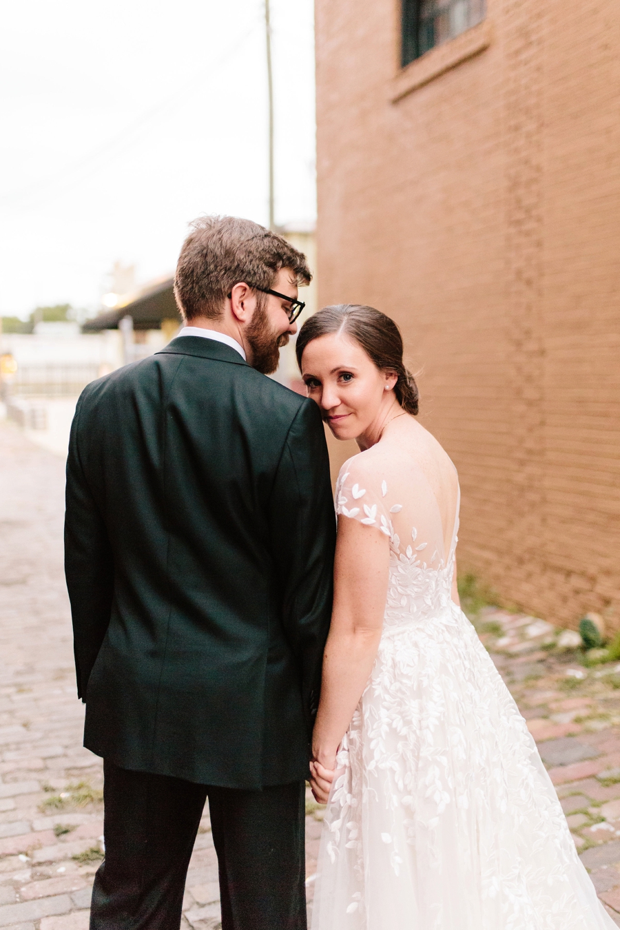 A Romantic Blush & Blue Tampa Wedding via TheELD.com