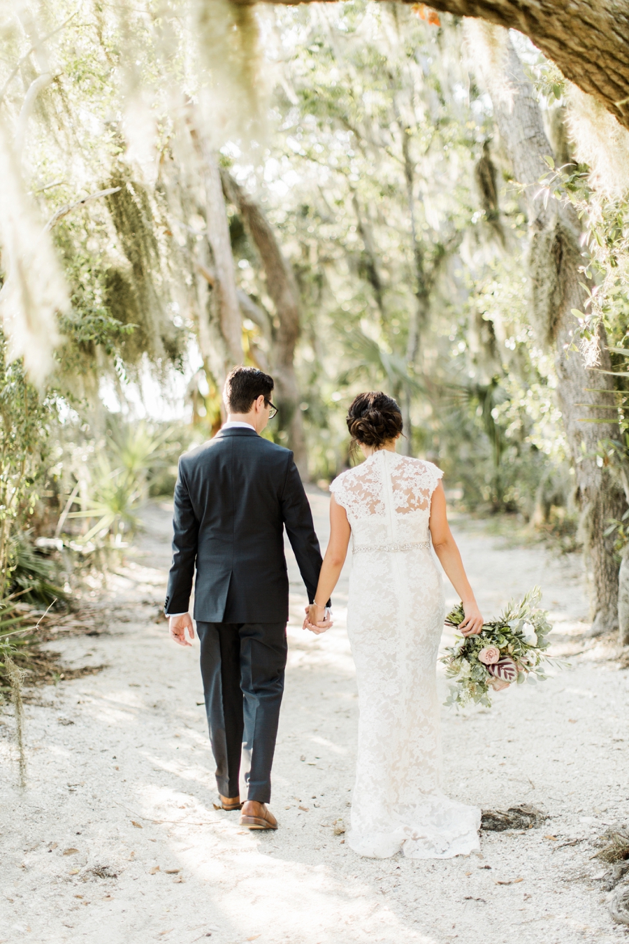 A Romantic Amelia Island Wedding via TheELD.com