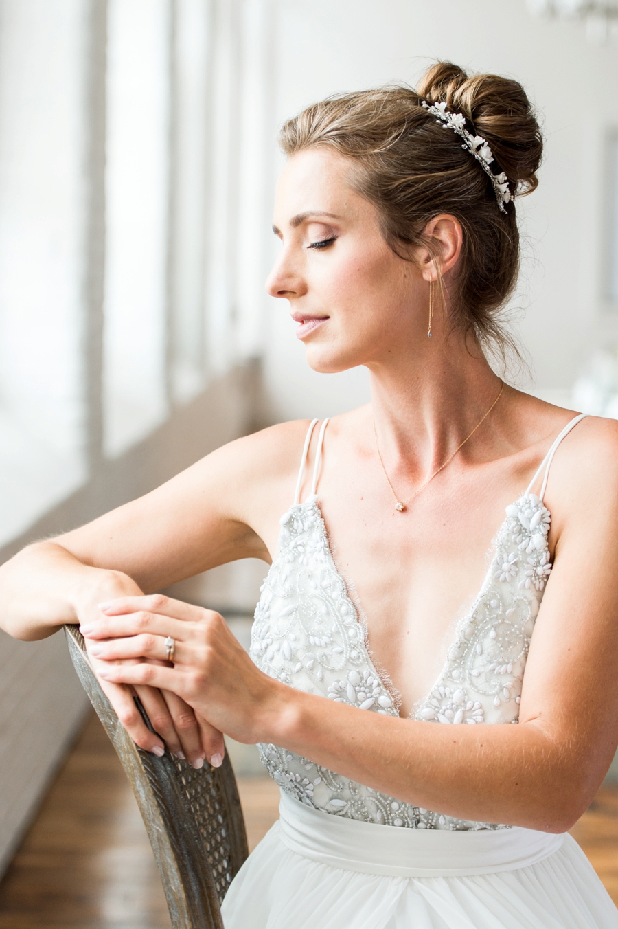 Soft & Elegant Ballet Inspired Wedding Ideas via TheELD.com