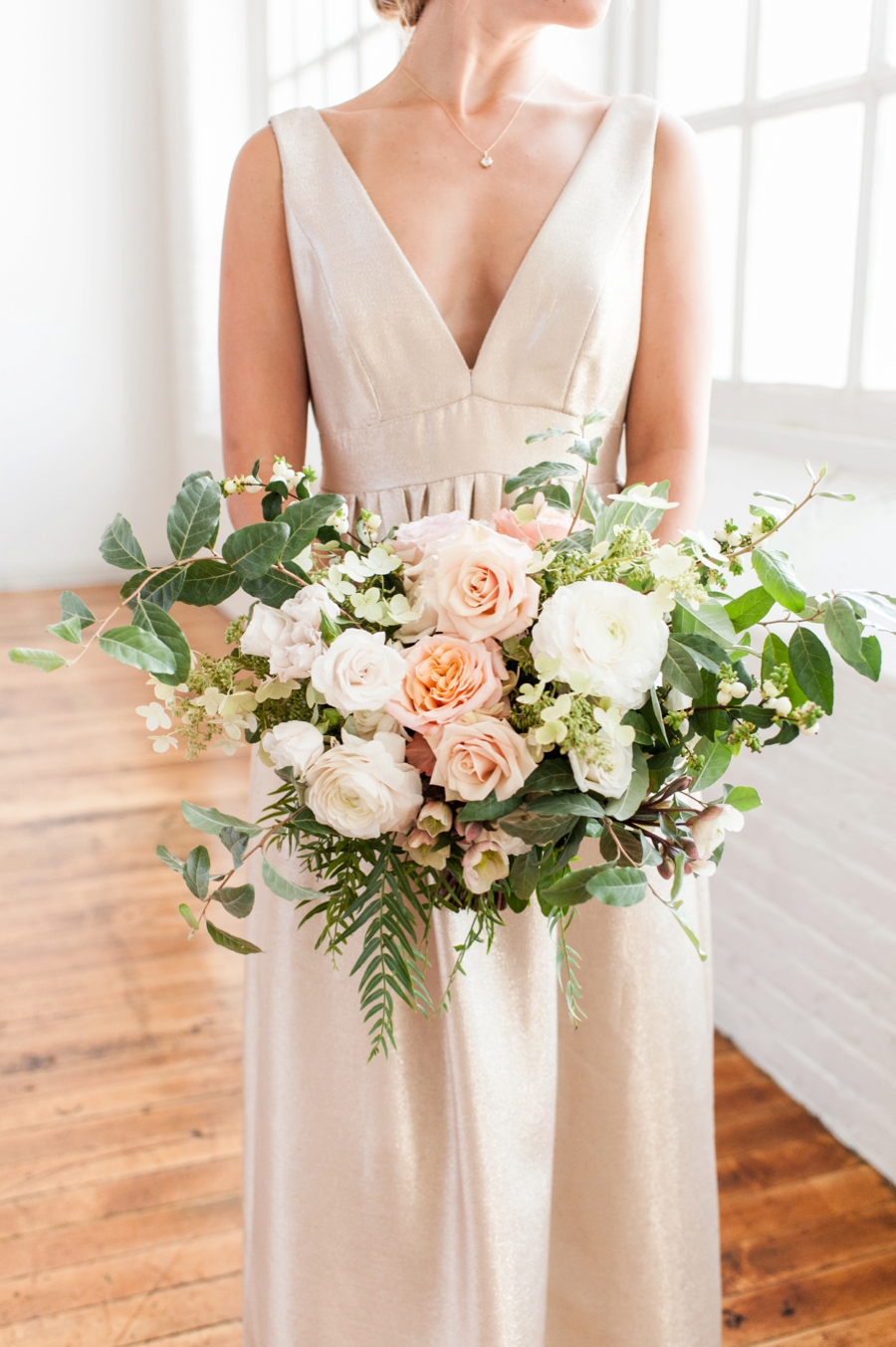 Soft & Elegant Ballet Inspired Wedding Ideas via TheELD.com