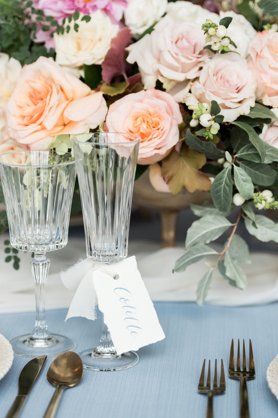 Soft & Elegant Ballet Inspired Wedding Ideas via TheELD.com