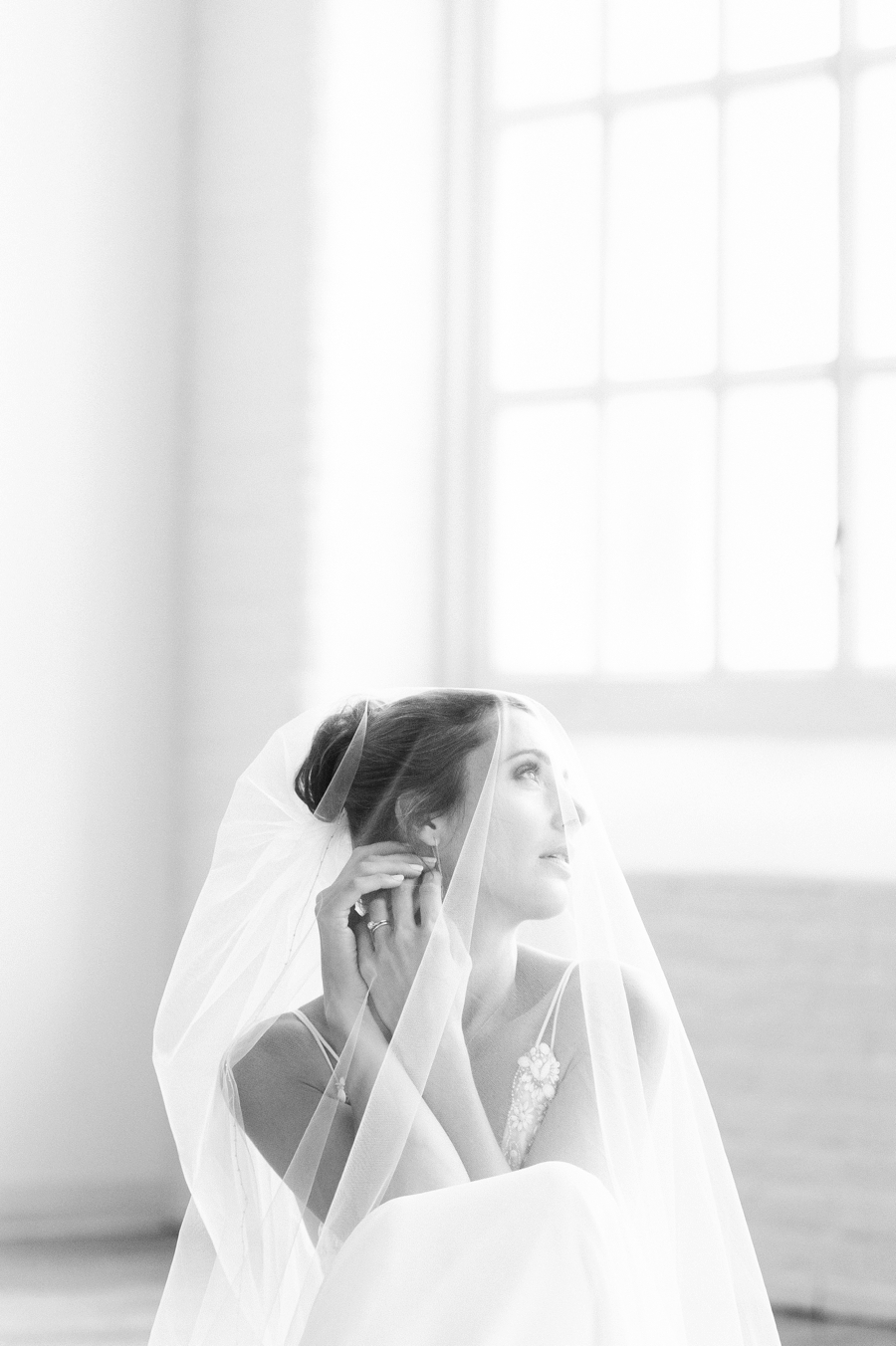 Soft & Elegant Ballet Inspired Wedding Ideas via TheELD.com