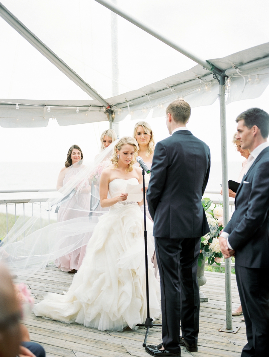 A Sophisticated Michigan Lakeside Wedding via TheELD.com