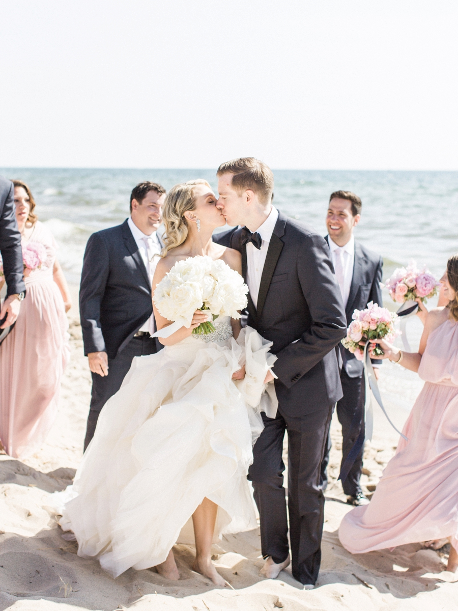 A Sophisticated Michigan Lakeside Wedding via TheELD.com