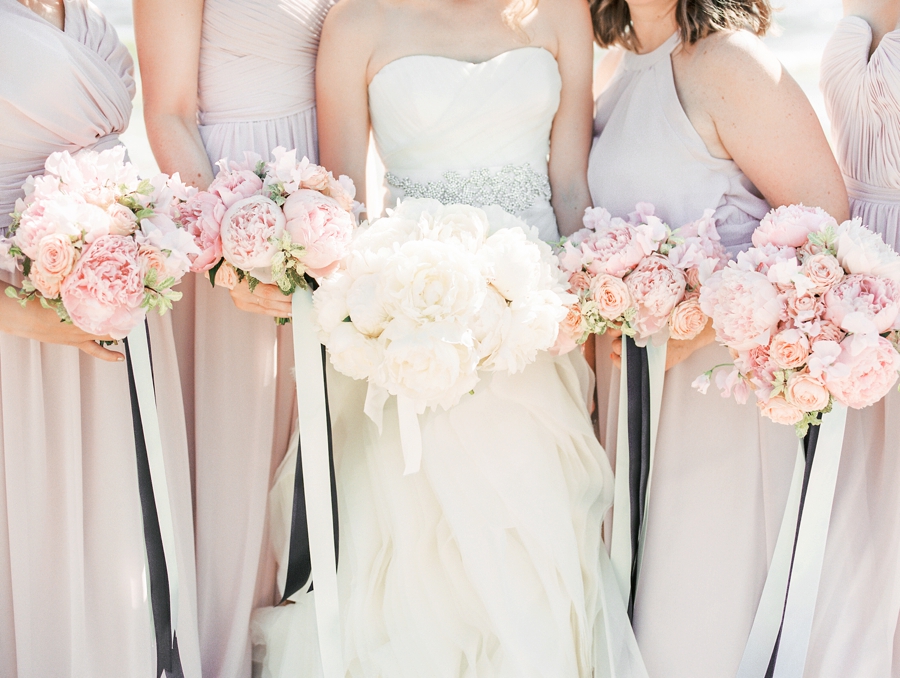 A Sophisticated Michigan Lakeside Wedding via TheELD.com