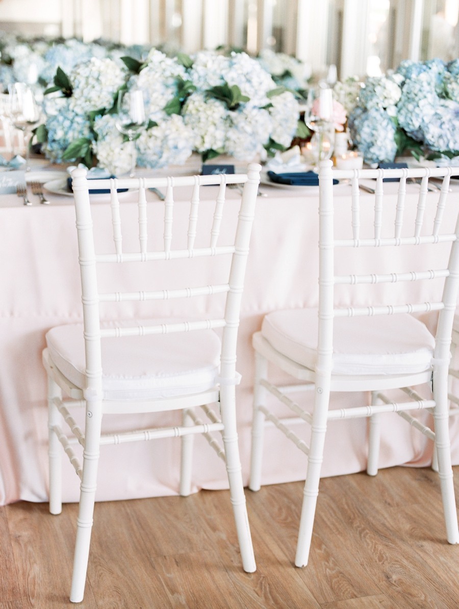 A Sophisticated Michigan Lakeside Wedding via TheELD.com