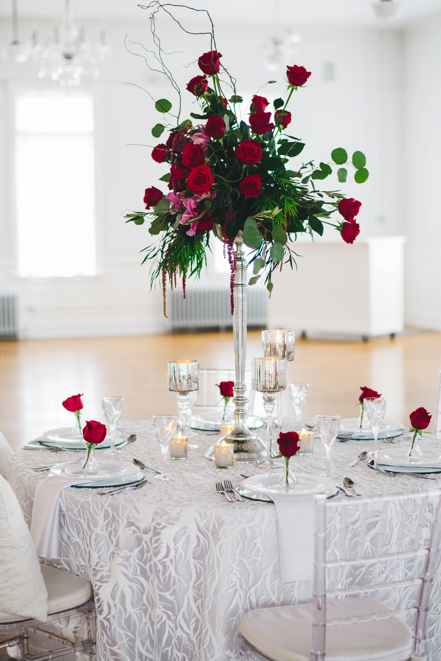 Glamorous Red and White Wedding Inspiration Every Last Detail