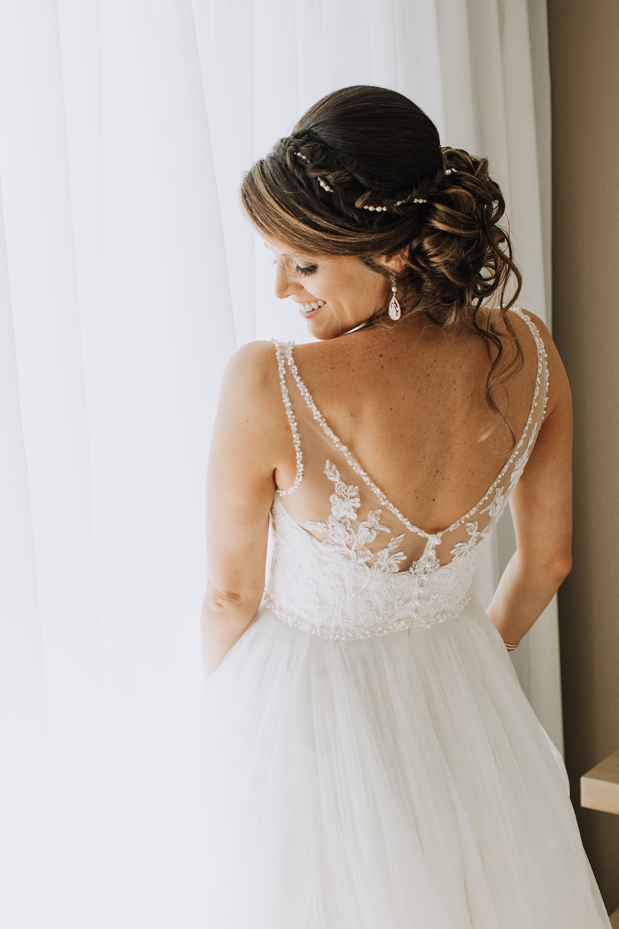 Organic Coastal Inspired Clearwater Beach Wedding via TheELD.com