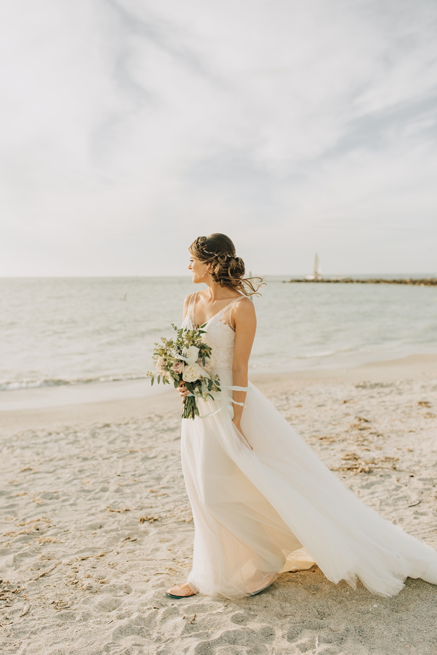 Organic Coastal Inspired Clearwater Beach Wedding via TheELD.com